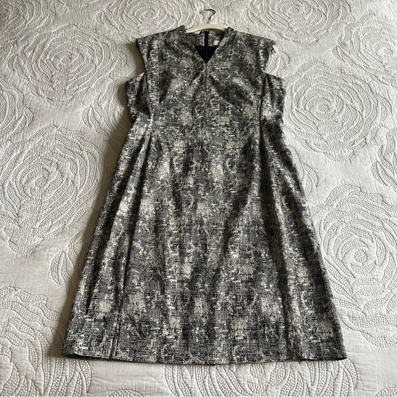 NWT - M.M. LaFleur - The Aditi 2.0—Modern Houndstooth - Black / Sand - Picture 3 of 13